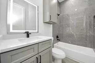 316 E Oakdale St, Dayton, TX 77535 - Photo 17