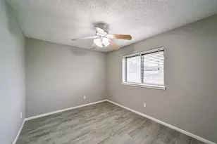 1613 Brook Meadow Dr, La Porte, TX 77571 - Photo 15