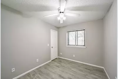 1613 Brook Meadow Drive, La Porte, TX 77571 - Photo 13