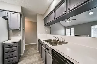 1613 Brook Meadow Drive, La Porte, TX 77571 - Photo 7