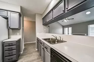 1613 Brook Meadow Dr, La Porte, TX 77571 - Photo 7