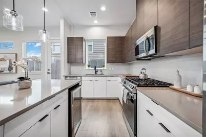 318 Charlock St Street, Houston, TX 77022 - Photo 1