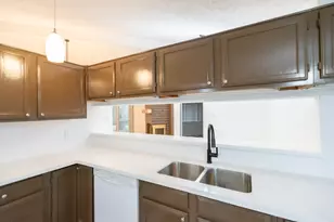 1314 Frontier Ln, Friendswood, TX 77546 - Photo 7