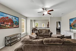 9402 Savannah Holly Dr, Houston, TX 77075 - Photo 5