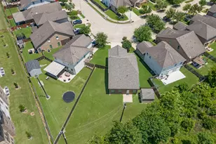 9402 Savannah Holly Dr, Houston, TX 77075 - Photo 19