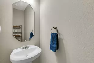 9402 Savannah Holly Dr, Houston, TX 77075 - Photo 3