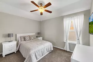 9402 Savannah Holly Dr, Houston, TX 77075 - Photo 15