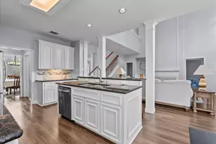 2376 Autumn Mist Ln, League City, TX 77573 - Photo 11