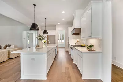 136 Grand View, Huntsville, TX 77340 - Photo 17