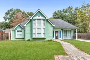 22714 River Birch Dr, Tomball, TX 77375 - Photo 1