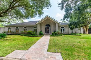 3 Bayou Bend, Beaumont, TX 77706 - Photo 3