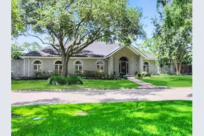 3 Bayou Bend, Beaumont, TX 77706 - Photo 1