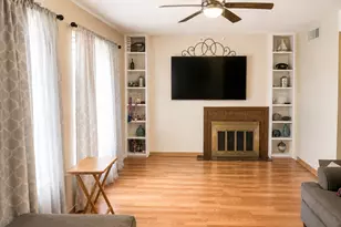 781 Country Pl Dr, Houston, TX 77079 - Photo 9
