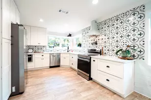 419 Magnolia Bend, New Caney, TX 77357 - Photo 7