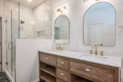 7130 Glenwood Drive, Sugar Land, TX 77479 - Photo 29