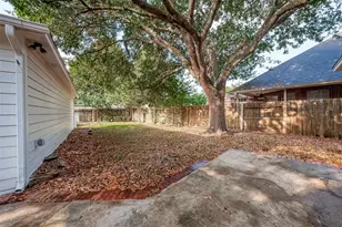 7130 Glenwood Dr, Sugar Land, TX 77479 - Photo 39