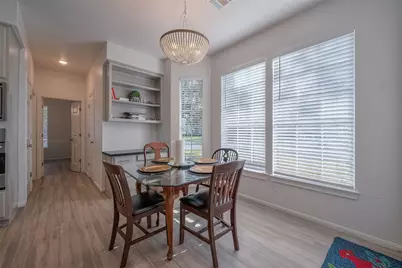 7130 Glenwood Drive, Sugar Land, TX 77479 - Photo 17