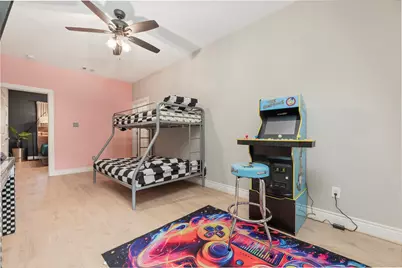 301 W 31st Street #103, Bryan, TX 77803 - Photo 17