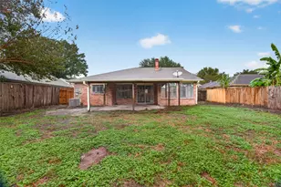2711 Dove Country Dr, Stafford, TX 77477 - Photo 43