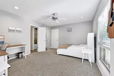 43 Legend Lane, Houston, TX 77024 - Photo 23
