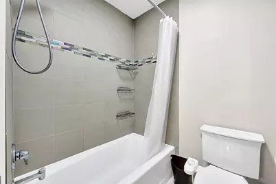 43 Legend Lane, Houston, TX 77024 - Photo 21