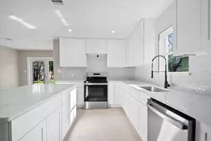 4850 Marietta Ln, Houston, TX 77021 - Photo 7