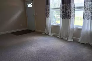 18 Hilltop Dr, Huntsville, TX 77340 - Photo 3