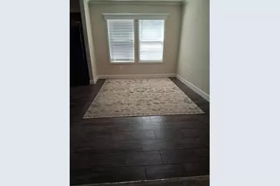 18 Hilltop Drive, Huntsville, TX 77340 - Photo 5