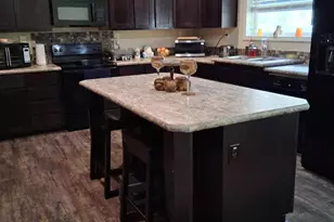 18 Hilltop Dr, Huntsville, TX 77340 - Photo 7