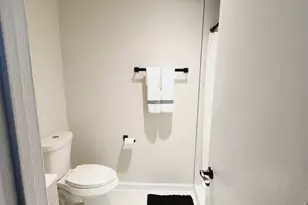 4741 E Ridge Creek Dr, Houston, TX 77053 - Photo 5