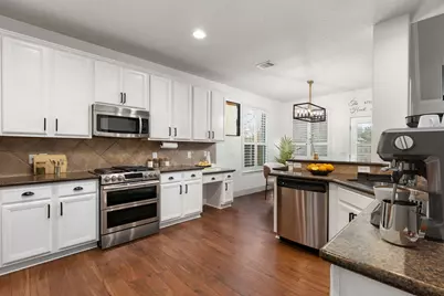 13834 Lake Livingston Drive, Houston, TX 77044 - Photo 11