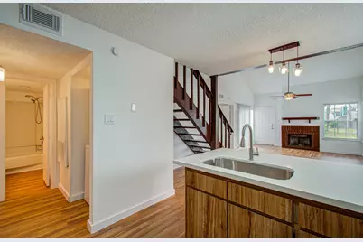 12203 Sandpiper Drive #122, Houston, TX 77035 - Photo 11