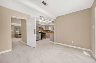 8326 Tiger Ln, Houston, TX 77040 - Photo 11