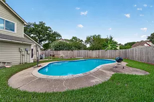 8326 Tiger Ln, Houston, TX 77040 - Photo 35