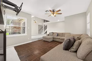 8326 Tiger Ln, Houston, TX 77040 - Photo 7