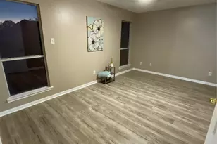 8825 E Buffalo Cir, Willis, TX 77378 - Photo 33