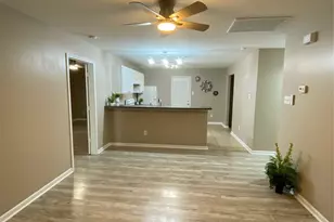 8825 E Buffalo Cir, Willis, TX 77378 - Photo 17