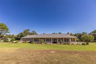 2833 Center Hill Cir, Bellville, TX 77418 - Photo 23