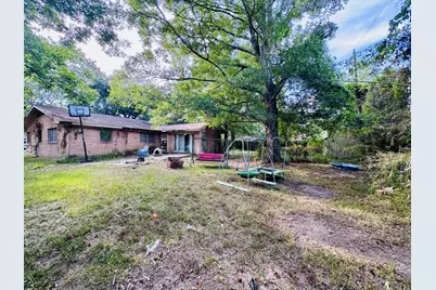 140 East Street, Liberty, TX 77575 - Photo 3