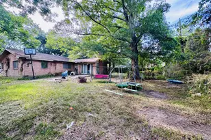 140 East St, Liberty, TX 77575 - Photo 3
