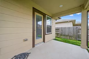 2322 E Winding Pnes Dr, Tomball, TX 77375 - Photo 37