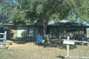 2644 Pieper Rd, Beeville, TX 78102 - Photo 3