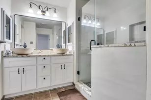 10811 Meadow Walk Ln, Houston, TX 77067 - Photo 21