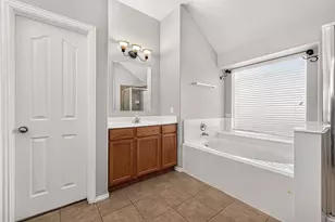 11915 Lois Ln, Pinehurst, TX 77362 - Photo 31