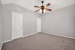 11915 Lois Ln, Pinehurst, TX 77362 - Photo 19