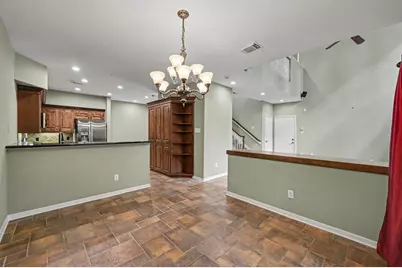 73 Scarlet Woods Court, The Woodlands, TX 77380 - Photo 9