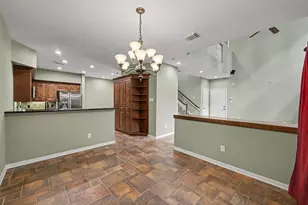73 Scarlet Woods Ct, The Woodlands, TX 77380 - Photo 9