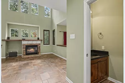 73 Scarlet Woods Court, The Woodlands, TX 77380 - Photo 5