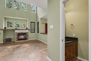 73 Scarlet Woods Ct, The Woodlands, TX 77380 - Photo 5