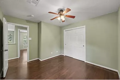 73 Scarlet Woods Court, The Woodlands, TX 77380 - Photo 21